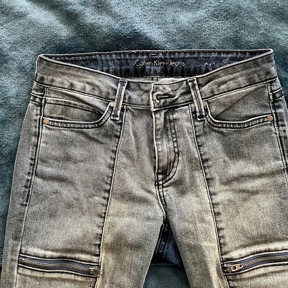 Calvin Klein Jeans Skinny - Picture 2 of 6